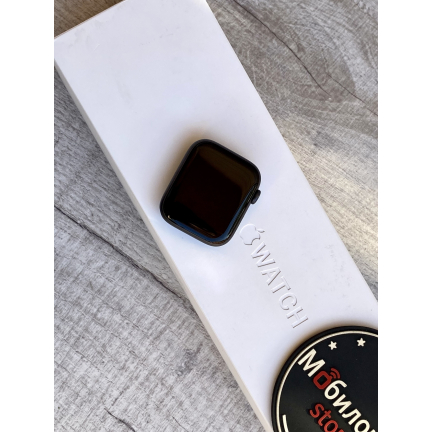 Apple Watch S4 44mm Space Gray Aluminum / Black Sport Band Идеальное Б/У