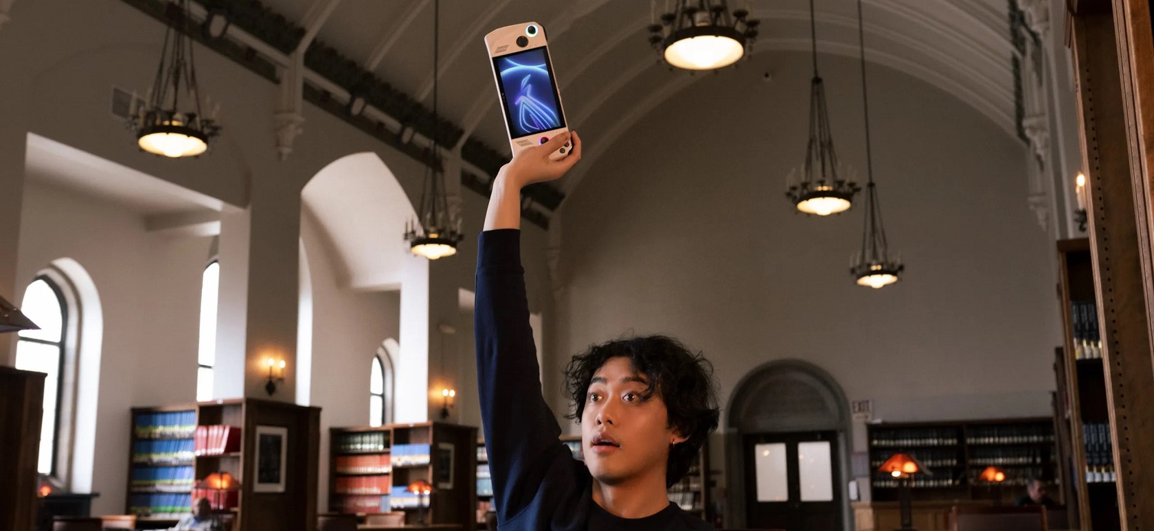 ASUS ROG Ally Z1 Extreme - комплектация