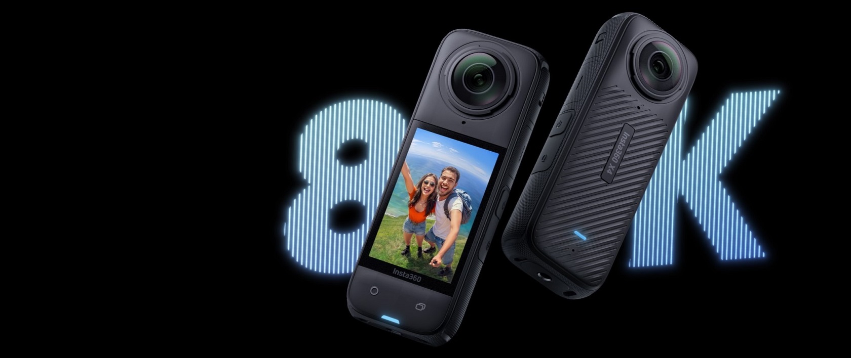 Insta360 X4 - вид спереди