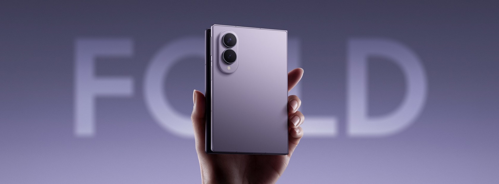 Samsung Galaxy Z Fold 8 в раскрытом виде