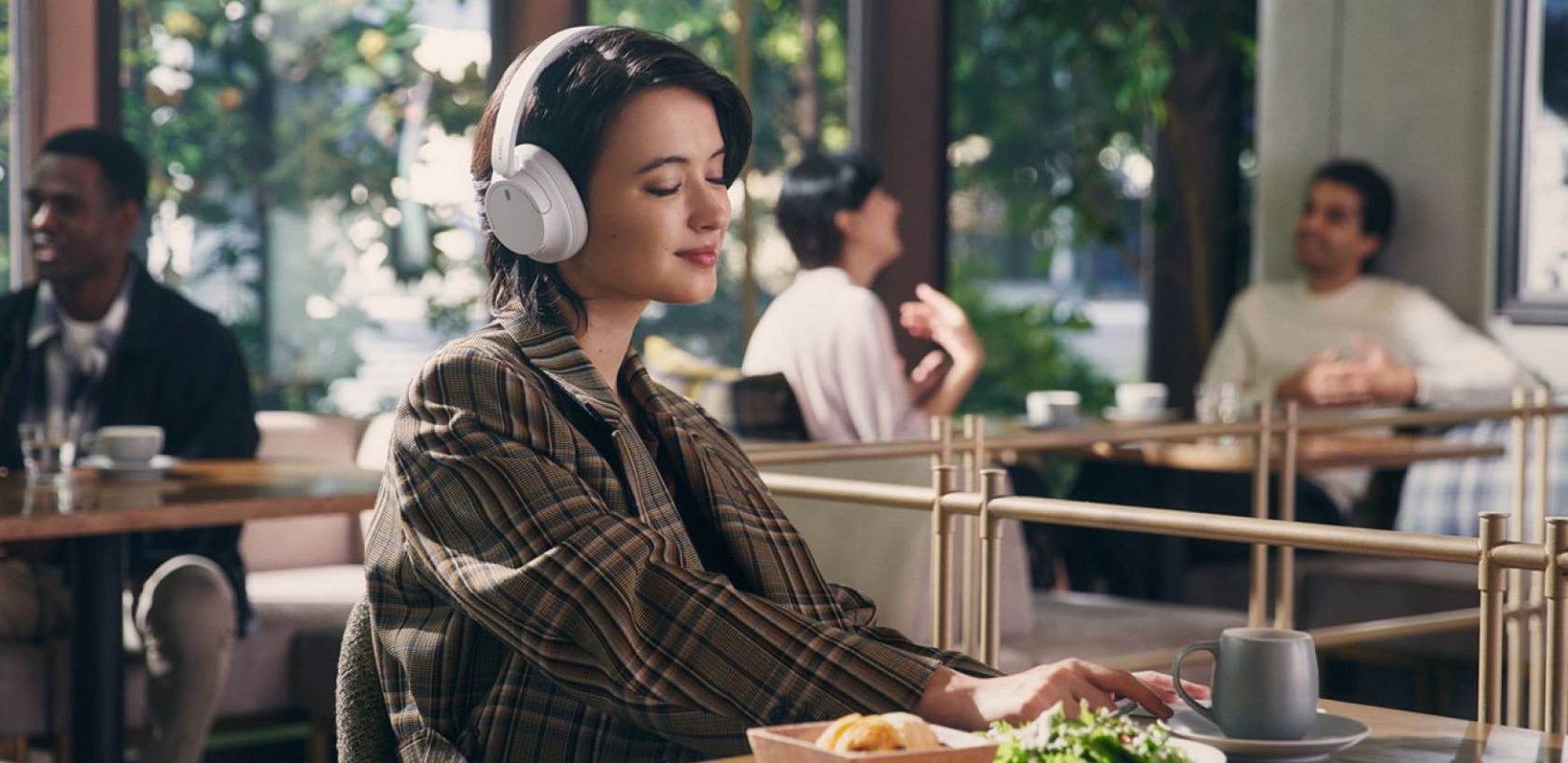 Sony WH-CH720N - крупный план амбушюр