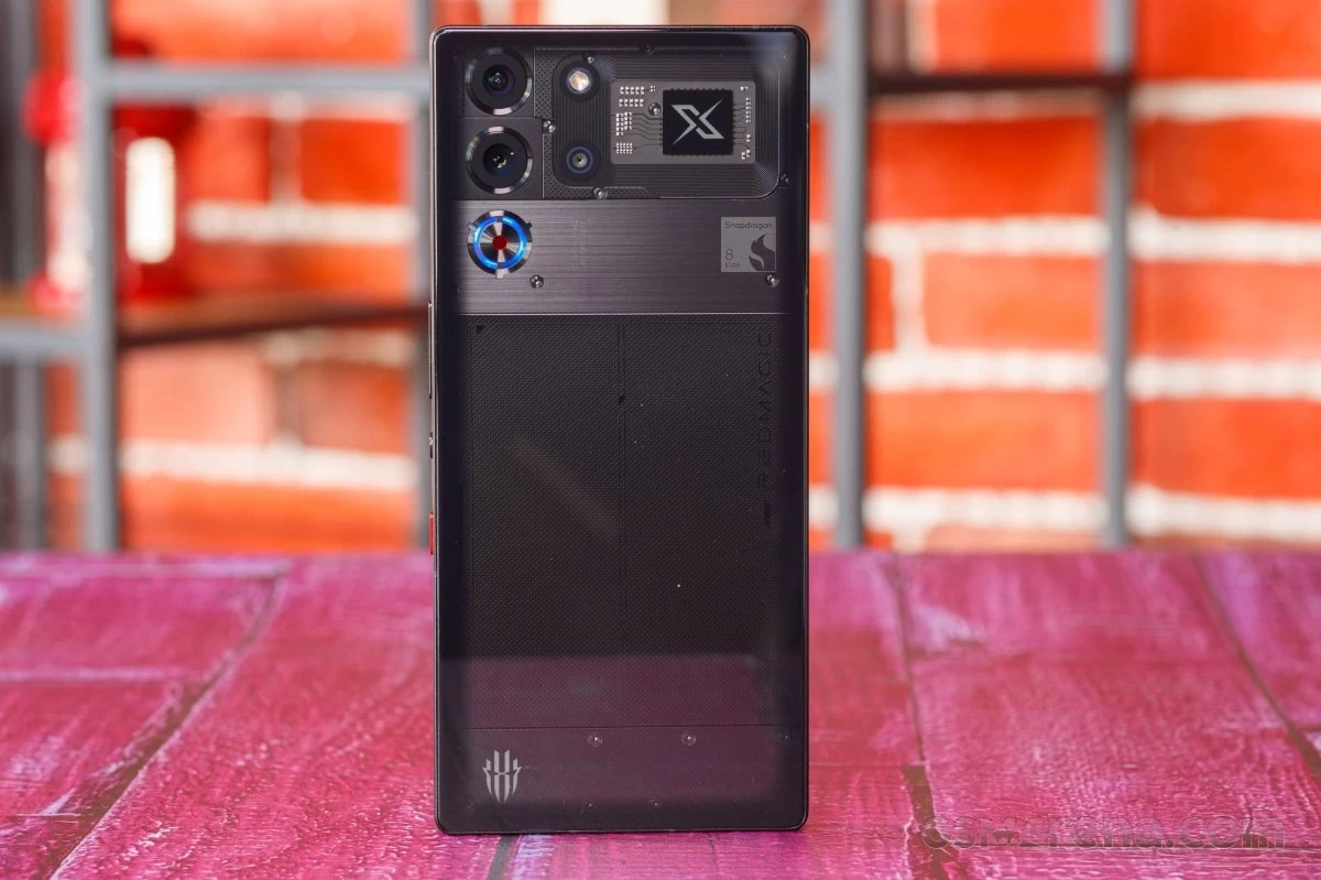 Смартфон ZTE Nubia RedMagic 10 Pro 16/512Gb (NX789J) Shadow 1
